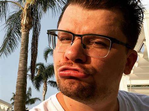 Гарик харламов похудел камеди Гарик Харламов вообразил себя героиней "Игры престолов" - TOPNews.RU Гарик Харламов вообразил себя героиней "Игры престолов" - TOPNews.RU Гарик харламов похудел камеди