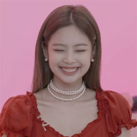 15 Photos Of Blackpink Jennies Gummy Smile To Make You Swoon Koreaboo