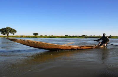 Pirogue On The Niger River Near Ayorou Photo Brian Mcmorrow Photos At