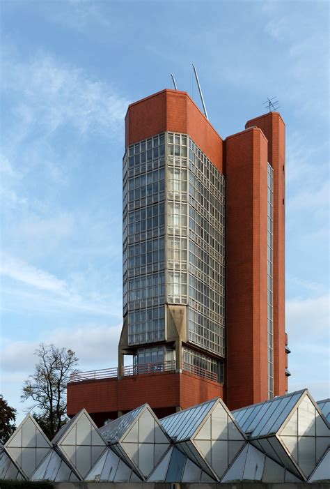 5th physics guardian university guide 2016the university successfully combines high quality research. File:Leicester University Engineering Building.jpg ...
