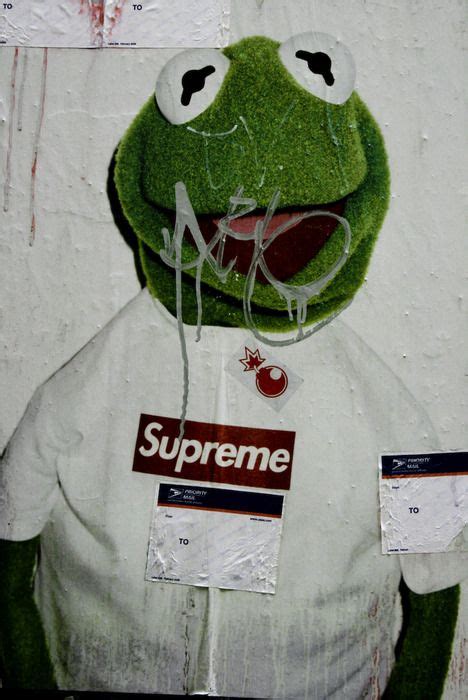 Kermit Supreme Iphone Wallpaper Hype Wallpaper Supreme Wallpaper