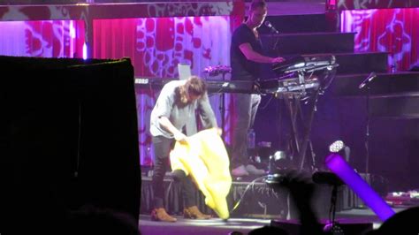 harry styles in a banana suit charlotte 9 28 14 youtube