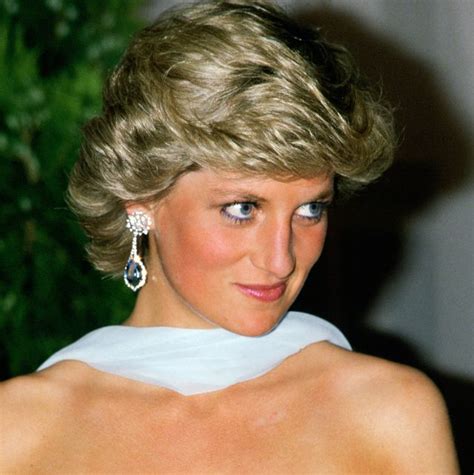 The Beauty Products Worn By Princess Diana