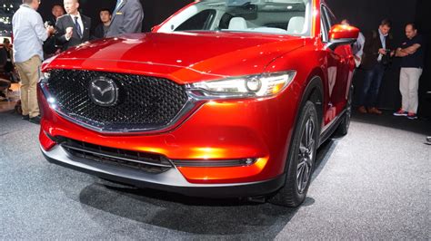 2017 Mazda Cx 5 Debuts With New Look Promised Diesel