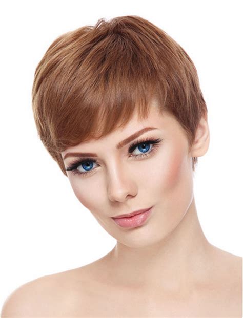 Cropped sides and back paired with a longer interior are the basic elements of a haircut a layered pixie cut is a perfect way out for those whose hair is thinner than you would like it to be. Trend Pixie Haircuts for Thick Hair 2018-2019 : 28 ...