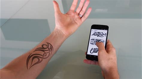 The Worlds First E Ink Tattoo Youtube