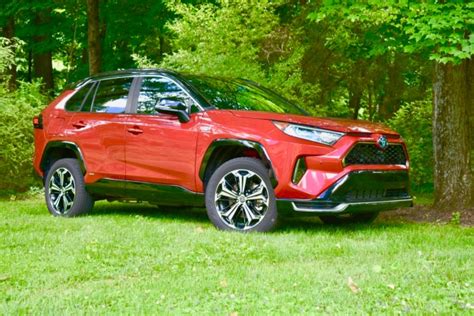 2021 Toyota Rav4 Prime Xse Review Fast And Frugal Digital Trends