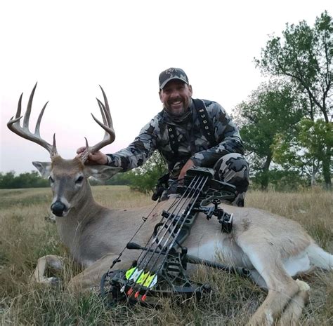 Trophy Wyoming Whitetail Deer Outfitter Archery Hunts Rifle