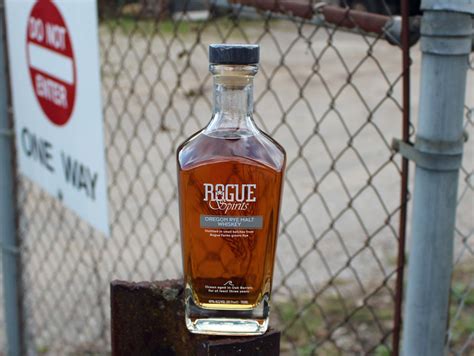 Rogue Oregon Rye Malt Whiskey Review The Whiskey Reviewer