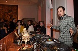 Lars Eidinger zum ersten Mal als DJ in Stuttgart: Autistic Disco - Kultur