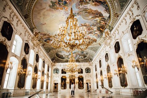 Visiter Innsbruck — Hofburg Le Palais Impérial Hellolaroux
