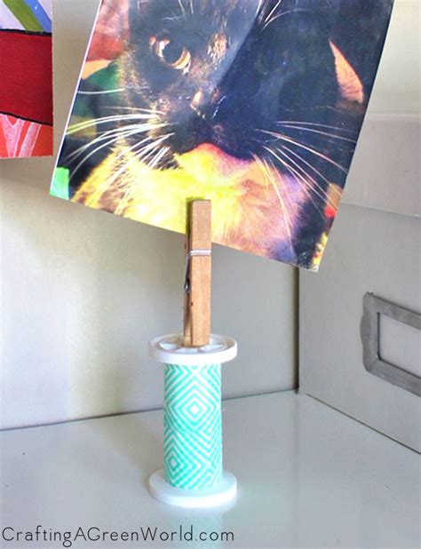 Diy Picture Holder From An Old Thread Spool