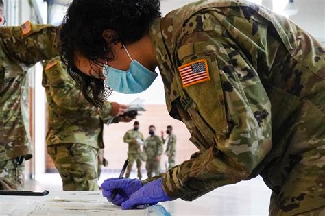 Texas National Guard Medics Conduct Covid 19 Antibody Testing Us
