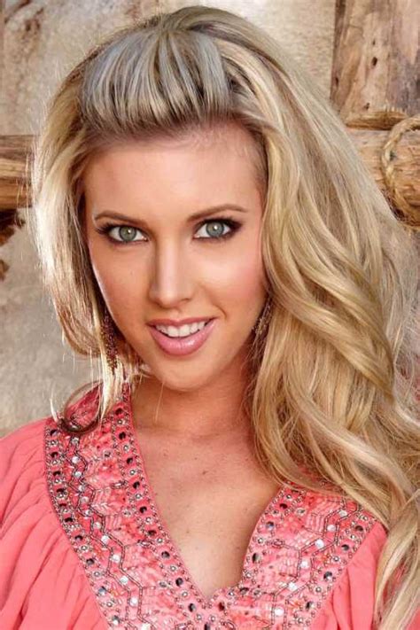 Samantha Saint Photo 1 Goldposter