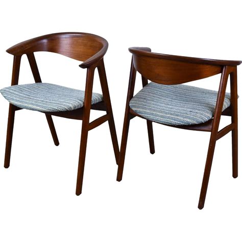Choose from contactless same day delivery, drive up and more. Pair Vintage Mid Century Danish Modern Dining Arm Chairs ...