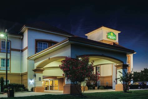 La Quinta Inn And Suites Brandon I 20 Exit 54 Ms See Discounts