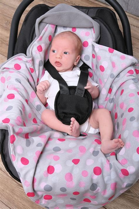 Ich stelle in diesem beitrag ein tolles freebook vor, damit du für dein baby eine schöne einschlagdecke nähen kannst. Einschlagdecke Sommer | Einschlagdecke, Decke maxi cosi ...