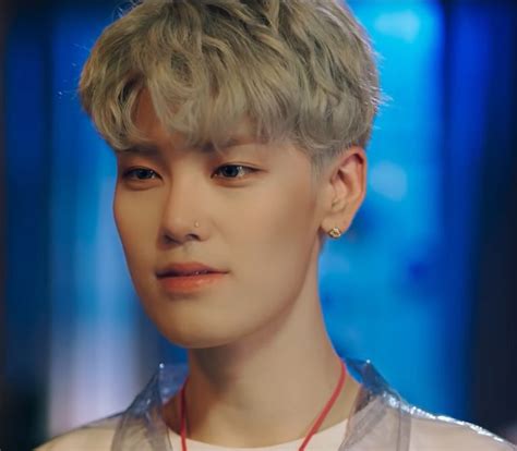 Zelo Makes His Mark as a Soloist in 