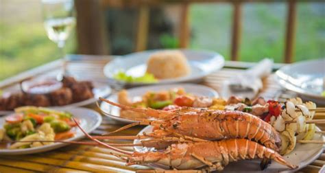 Must-Eat Foods When You Visit Portland, Maine (Miles Away