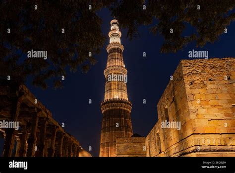 Qutub Minar Minaret A Highest Minaret In India Standing 73 M Tall