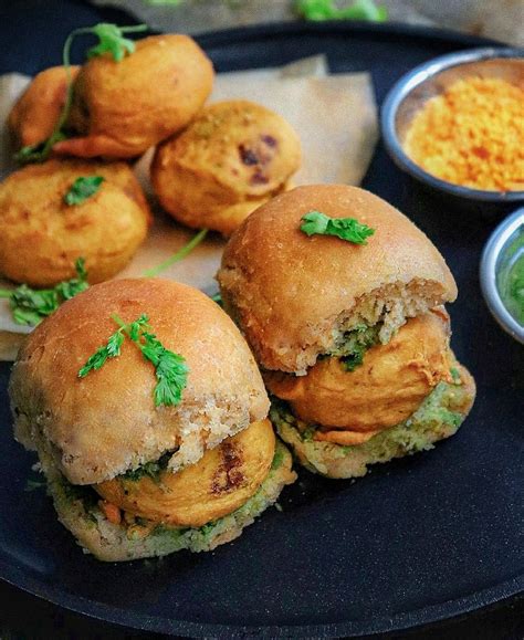 Vada Pav Peanut Chutney Garlic Chutney Drying Cilantro