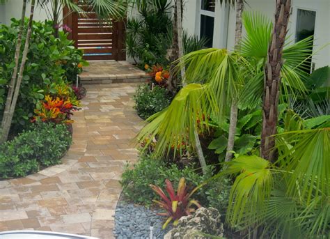 Florida Front Yard Garden Design Tropical Landscape Miami By