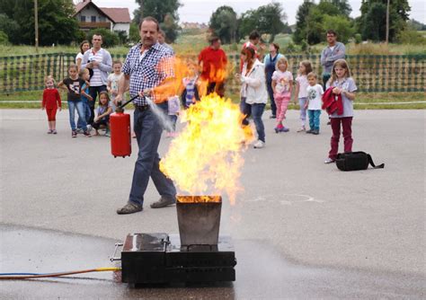 86456 gablingen (0) bank u. Tag der offenen Tür - Freiwillige Feuerwehr Gablingen e.V.