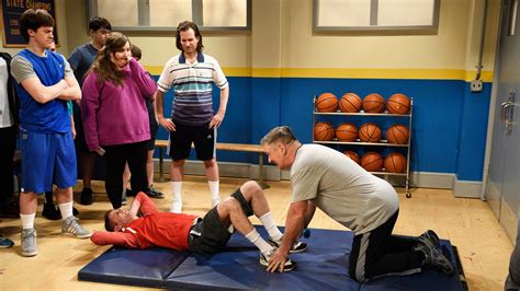 Watch Saturday Night Live Highlight Gym Class NBC Com