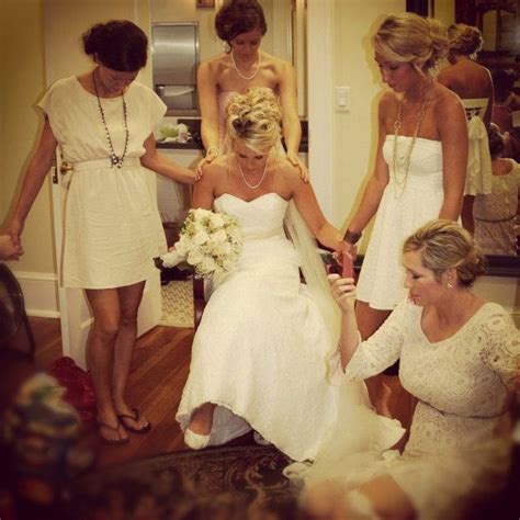 Praying With My Bridesmaids Before The Wedding Bridal Poses Bridesmaid Strapless Wedding Dress