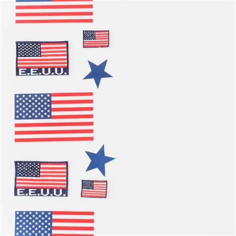 Free Photo Set Of American Flags On Light Background