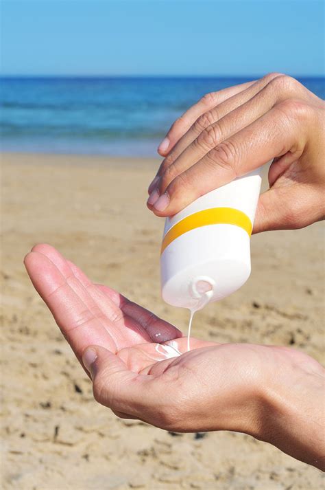 survey finds men don t use enough sunscreen harvard health