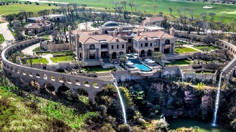 Largest Mansions In The World Youtube