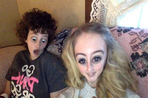 Alex And Ialiens Face Makeup Halloween Face