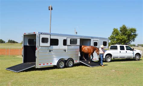 There are many different designs, ranging in size from small units capable of holding two or three horses, able to be pulled by a pickup truck or even a suv. Norstar Aluminum Horse Trailers