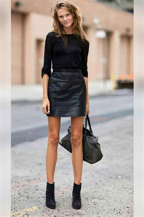 Cómo Combinar Una Falda De Cuero Fall Business Attire Black Leather Skirts Mini Skirts