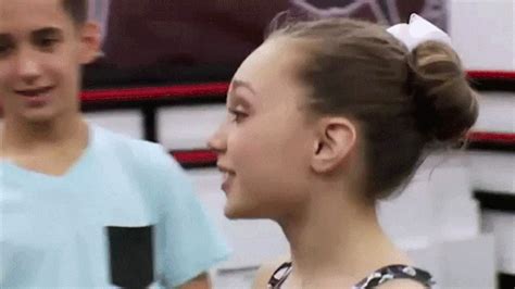 Maddies First Kiss Season 4 Episode 23 Dance Moms Confessions