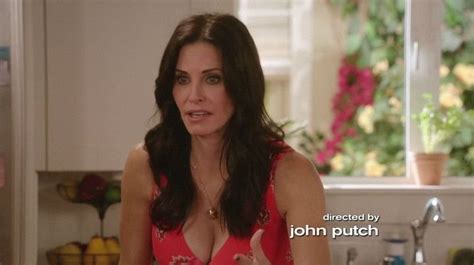Naked Courteney Cox In Cougar Town