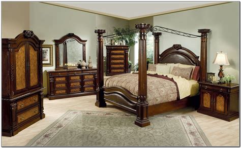 Check out platform beds with drawers at the end or bookcase beds that feature drawers to hold spare sheets. Exquisite Canopy Bed King Size 25 Black Four Poster White ...