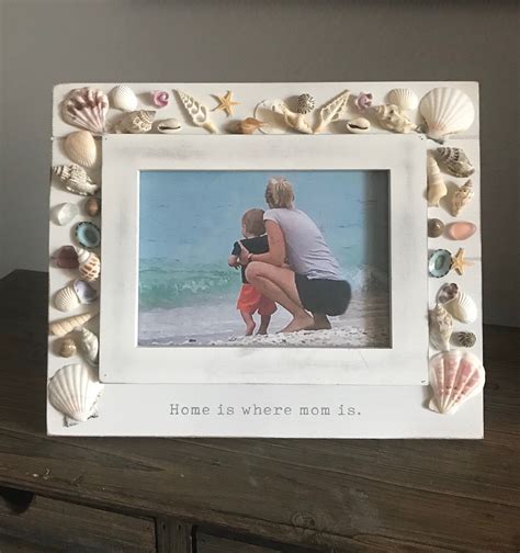5x7 Seashell Mom Picture Frame Etsy Picture Frames Frame Mom Pictures