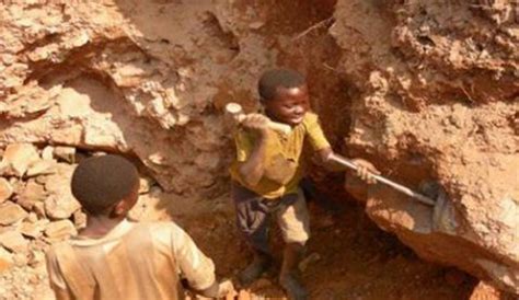 Congo is rich in coltan. D.s: El coltán, mineral de muerte para el Congo