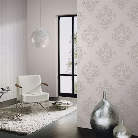 This Beautiful Damask Glitter Wallpaper Features A Large Textured
