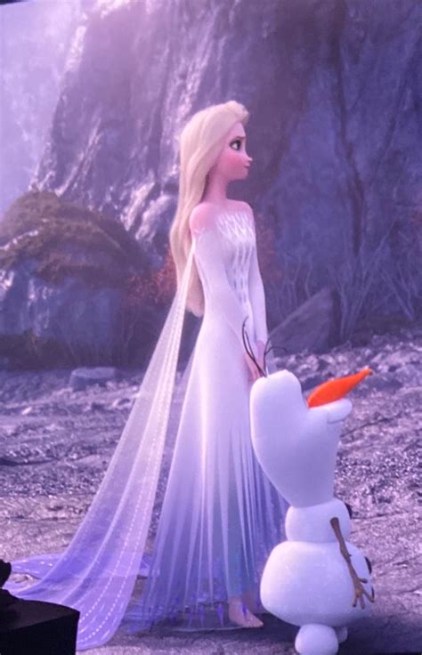 Elsa Frozen 2 Hair Down White Dress Frances Urquhart Frisur