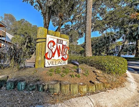 Beautiful 2 Br Condo W Community Pool In Hilton Head North Forest