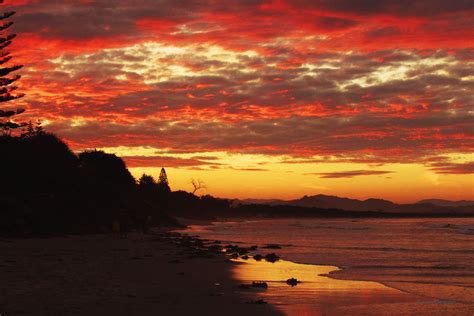 Fiery Sunset At Byron Bay Sunset Sunrise Byron Bay