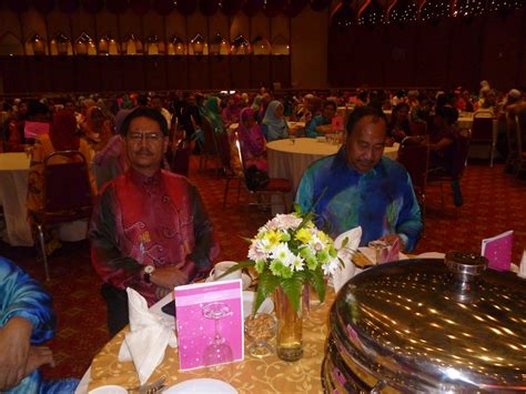 Services provided by jabatan kebajikan masyarakat malaysia (jkmm): Pejabat Kebajikan Masyarakat Daerah Petaling: Majlis ...