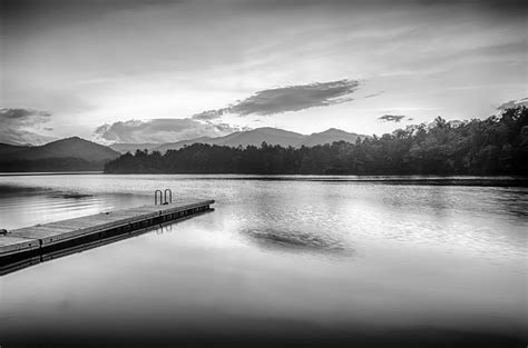 Lake Santeetlah In Great Smoky Mountains North Carolina Photograph By