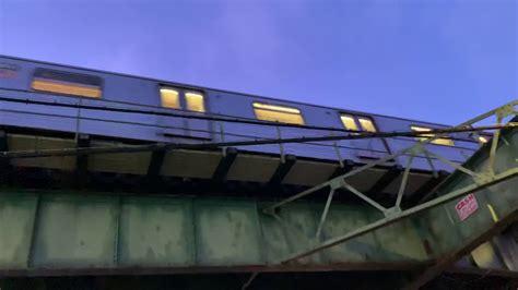 Nyc Subway Train R68 Train Cars Youtube