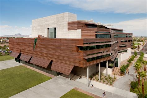 Phoenix Biomedical Campus Health Sciences Education Building