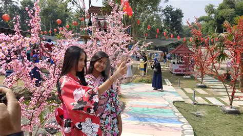 Start by marking sakura selfie as want to read Lokasi dan Harga Tiket Masuk Istana Sakura Blitar, Serunya ...