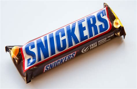A False Claim That Snickers Chocolate Bars Cause Cancer Is Going Viral